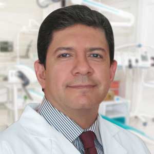 Dr. Jorge Carrasco in Cancun